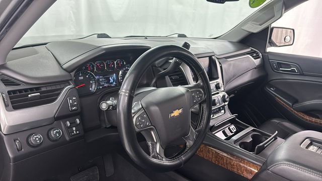 Used 2019 Chevrolet Suburban Premier image 39