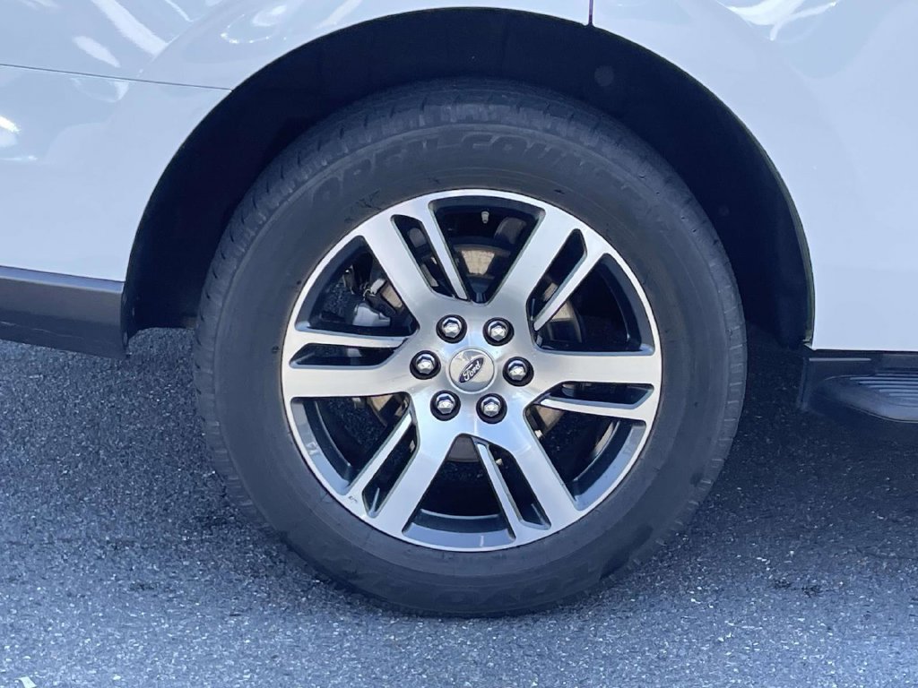 Used 2024 Ford Expedition Limited AWD/4WD image 13