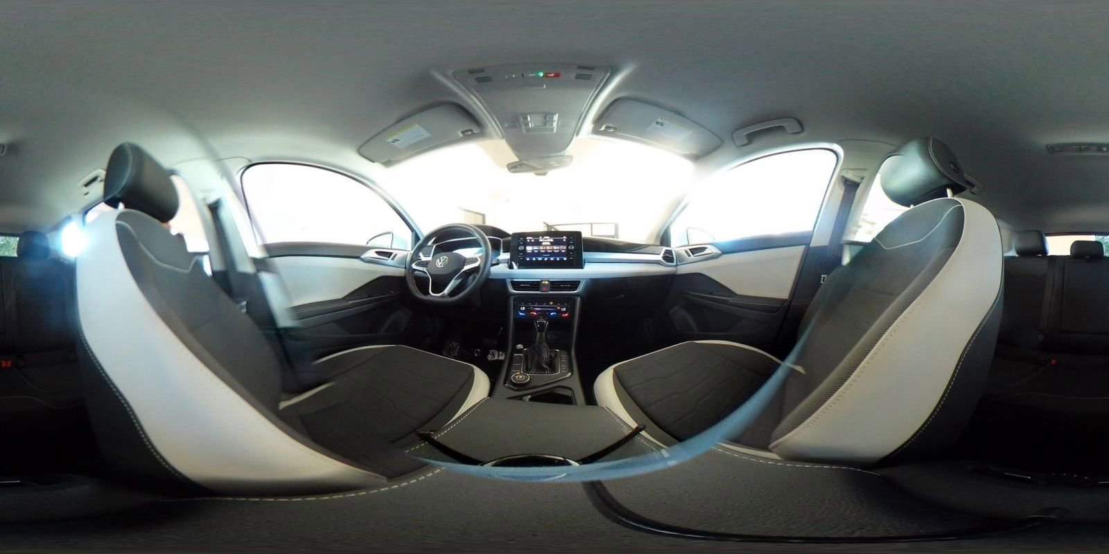 Used 2025 Volkswagen Taos SE image 42