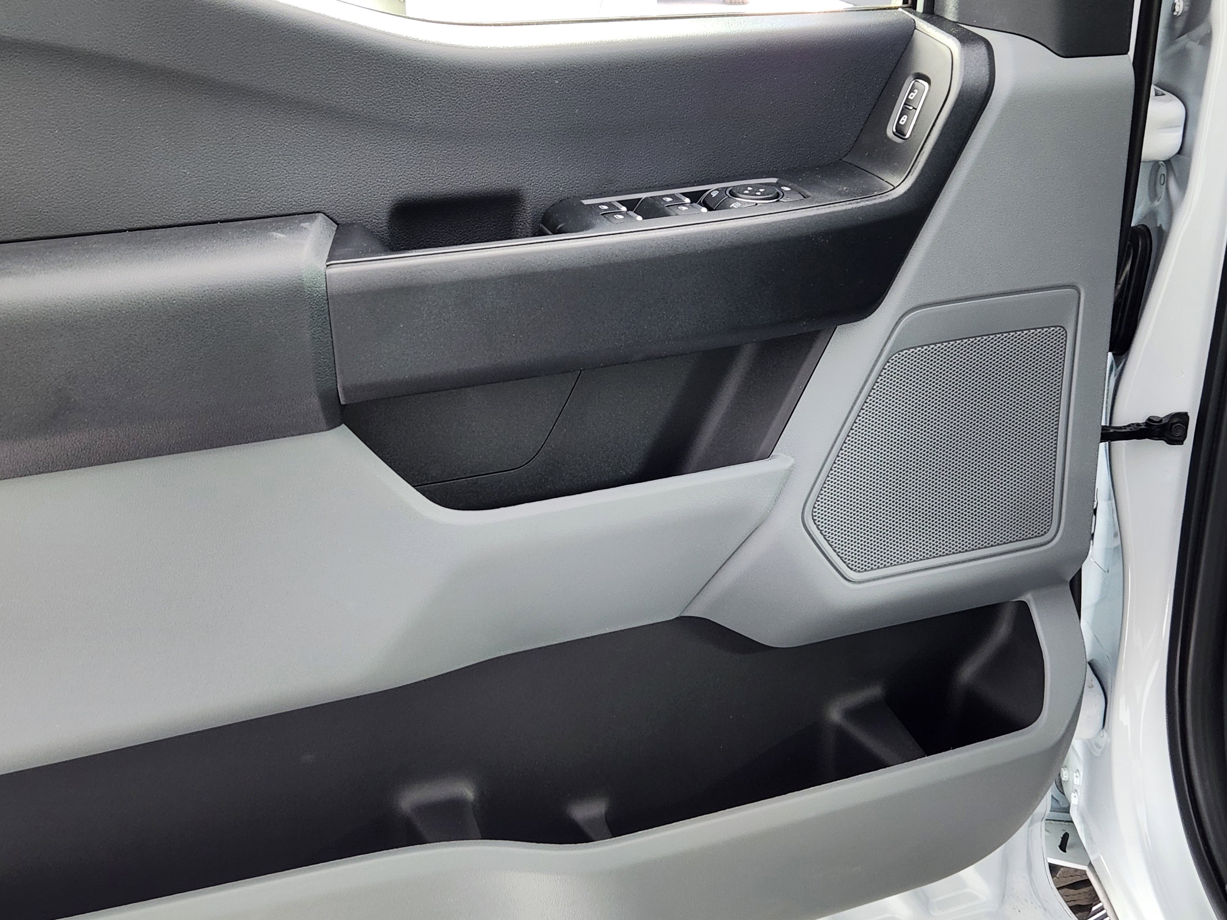 New 2026 Ford F250 XL w/ XL Off-Road Package image 17