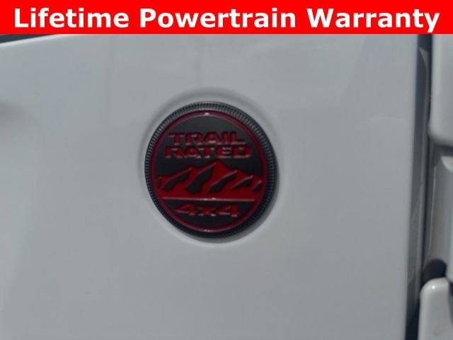 Used 2024 Jeep Gladiator Rubicon w/ Technology Group image 14