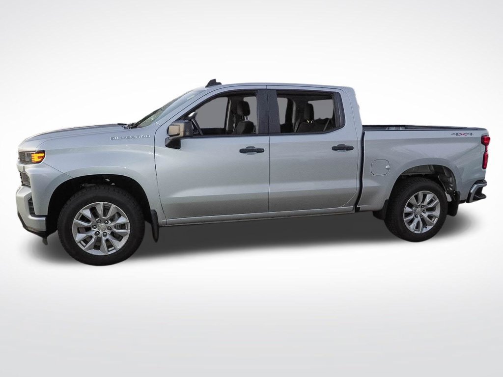 Used 2020 Chevrolet Silverado 1500 Custom w/ Custom Value Package AWD/4WD image 4