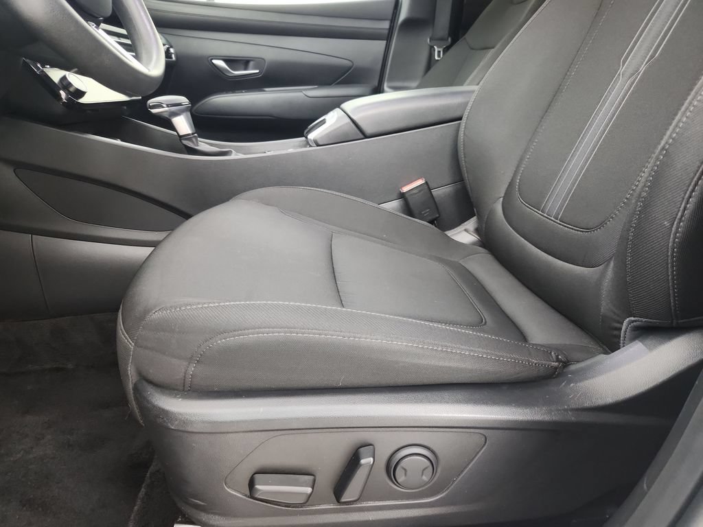 Used 2025 Hyundai Tucson SEL AWD/4WD image 21