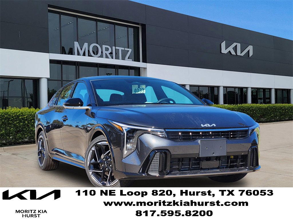 New 2025 Kia K4 GT-Line image 1