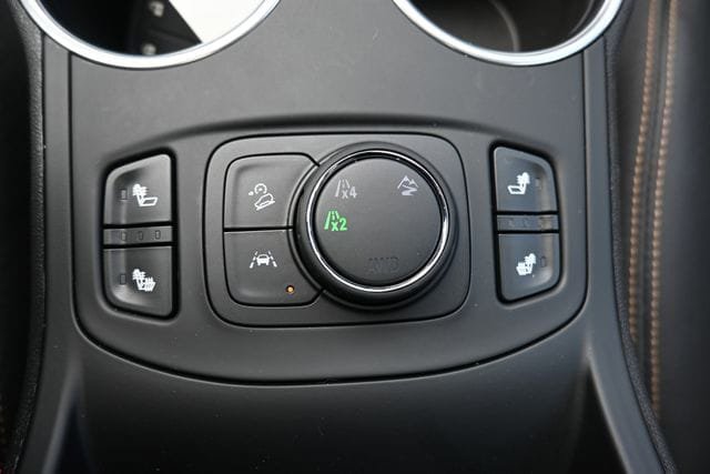 Used 2021 GMC Terrain SLT w/ Infotainment Package II AWD/4WD image 31