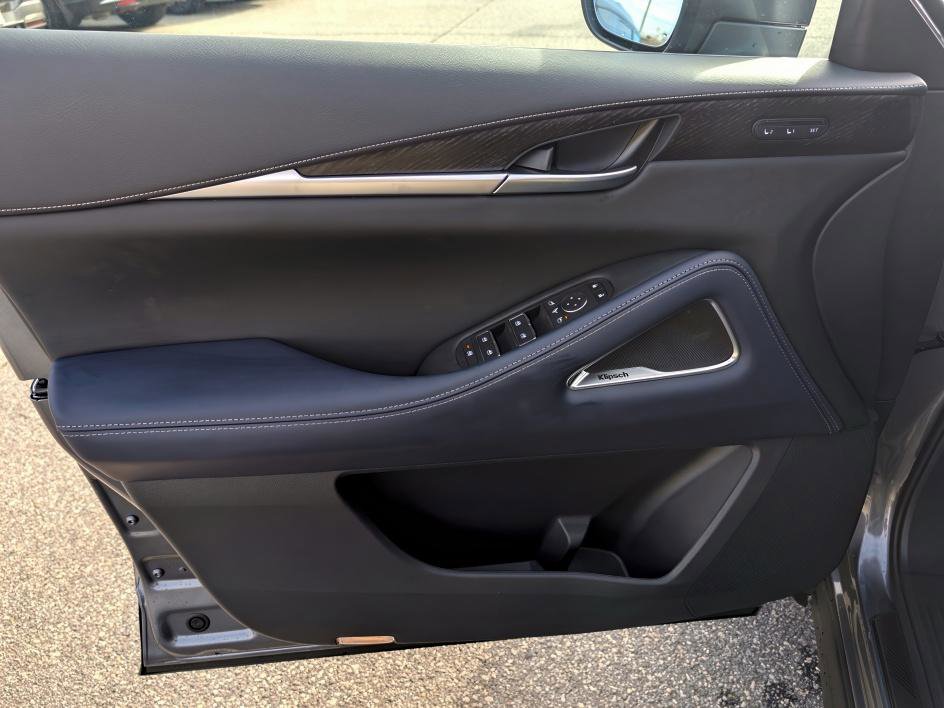 New 2026 INFINITI QX60 Sport image 9