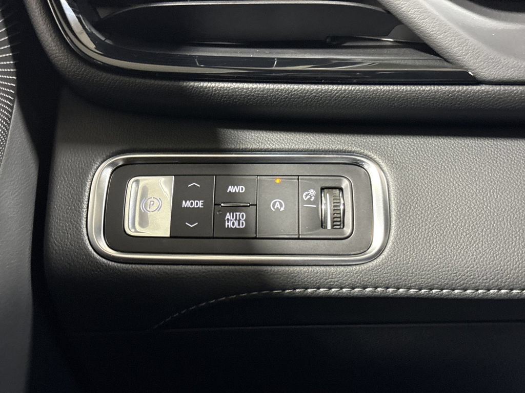 Used 2026 Buick Enclave Avenir w/ Super Cruise Package AWD/4WD image 19