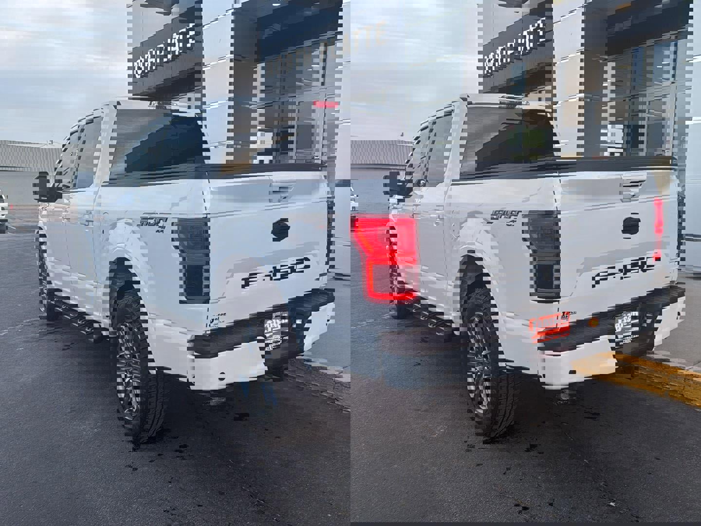 Used 2020 Ford F150 Lariat w/ Equipment Group 502A Luxury image 2