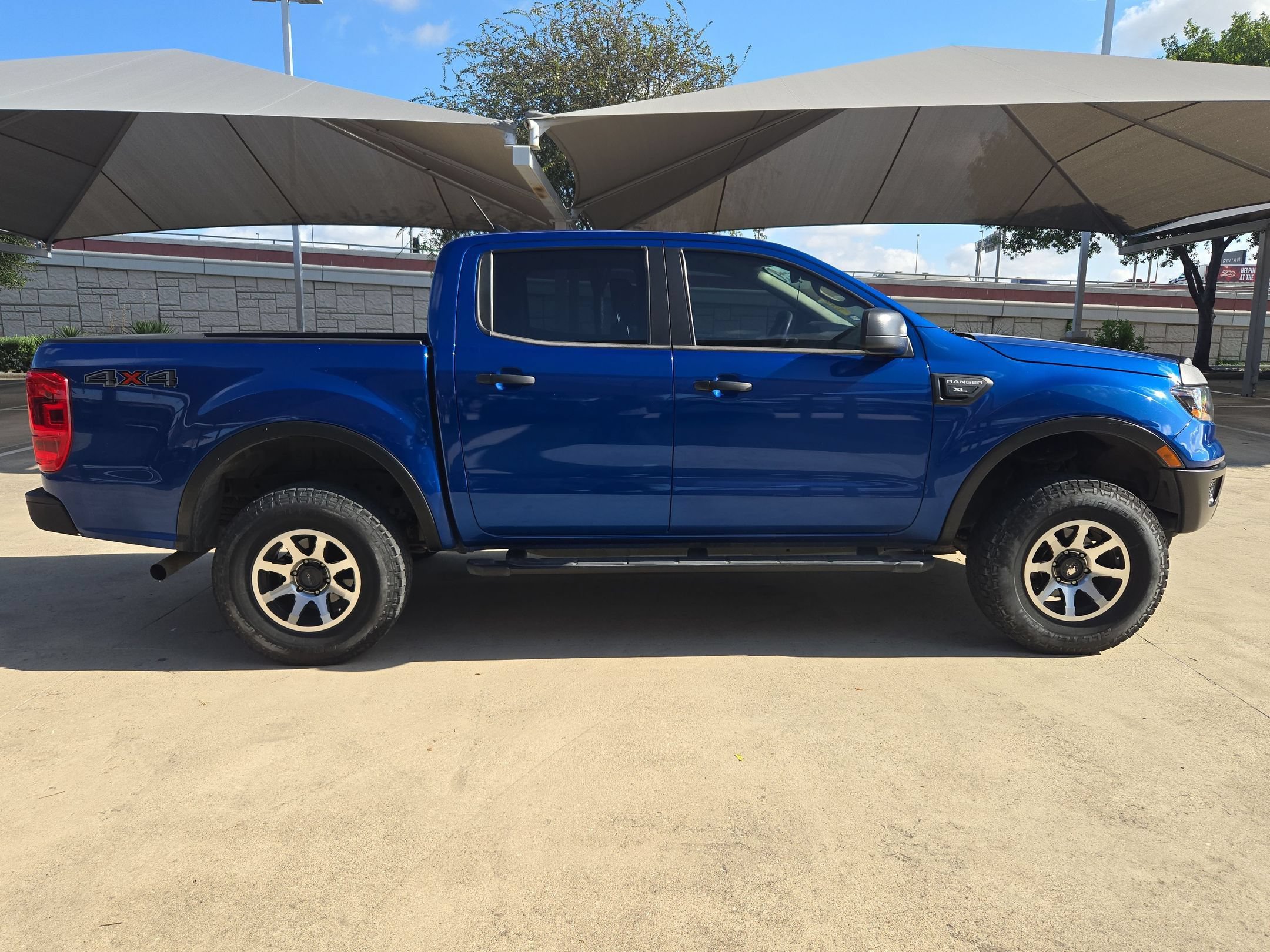 Used 2020 Ford Ranger XL w/ Equipment Group 101A Mid AWD/4WD image 2