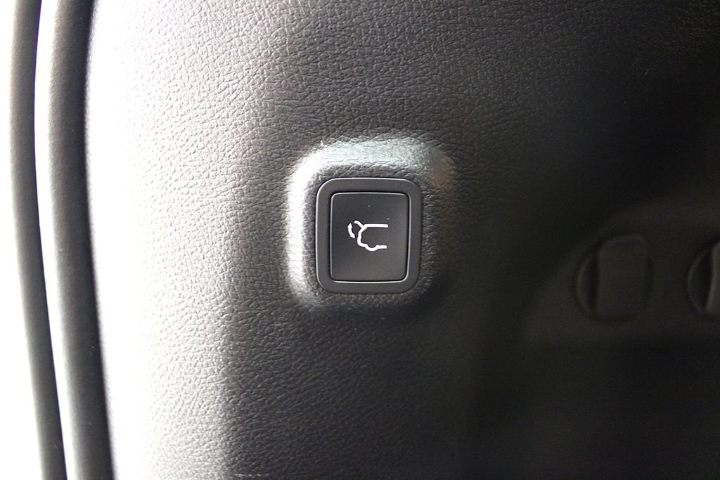 Certified 2021 Jeep Cherokee High Altitude AWD/4WD image 39