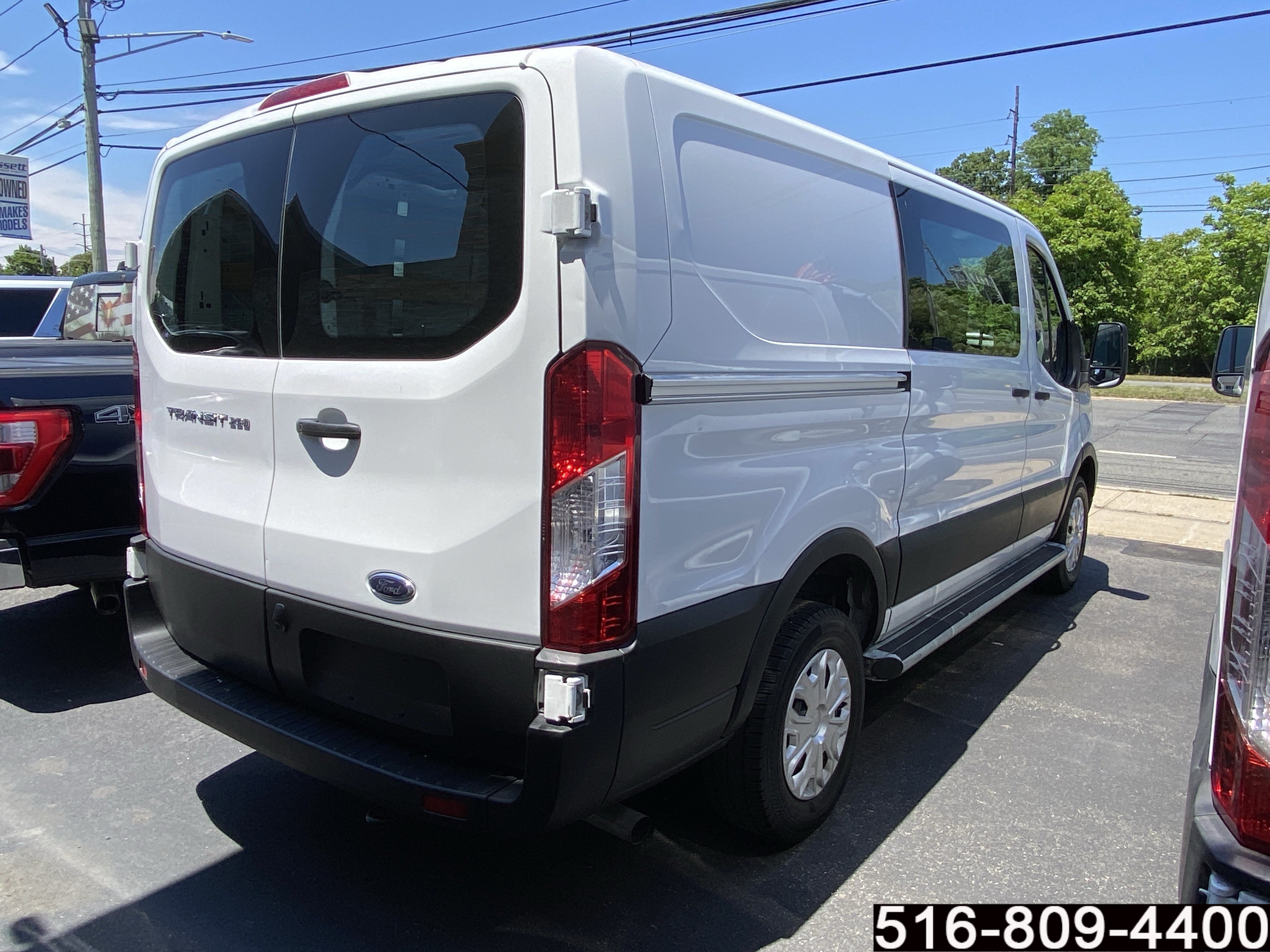 Used 2024 Ford Transit 250 Low Roof w/ Exterior Upgrade Package RWD image 6