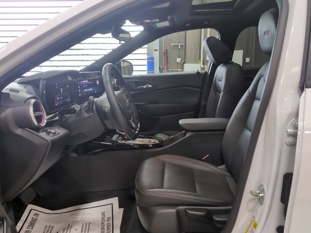 Used 2024 Chevrolet Trax RS w/ Sunroof Package image 9