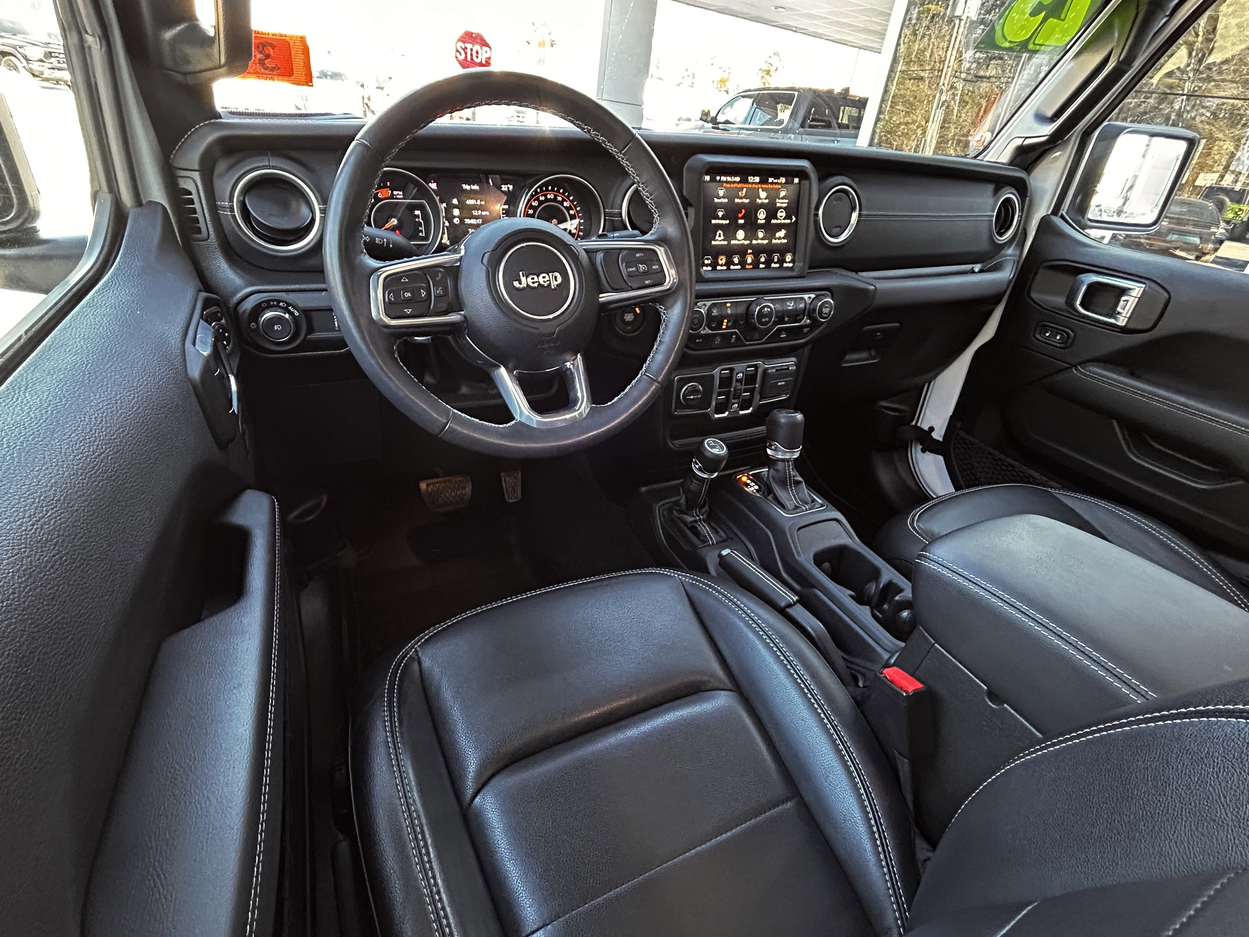 Used 2023 Jeep Wrangler Unlimited Sahara w/ Cold Weather Group AWD/4WD image 23