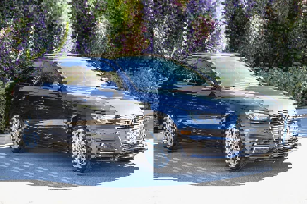 Used 2018 Audi A4 2.0T Ultra Premium w/ 18" Wheel Package image 3