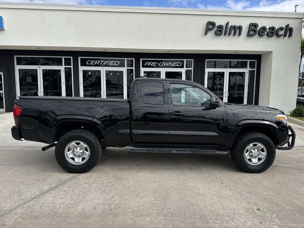 Used 2021 Toyota Tacoma SR w/ SR Convenience Package image 5