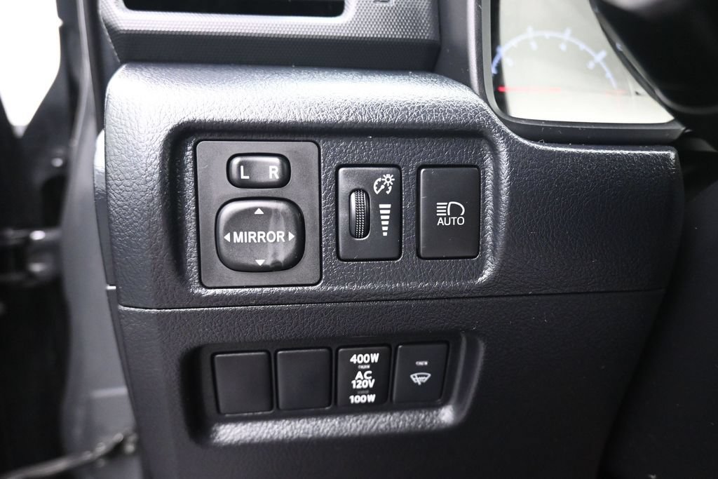 Used 2024 Toyota 4Runner SR5 AWD/4WD image 25