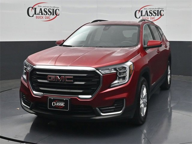 Used 2023 GMC Terrain SLE w/ Driver Convenience Package image 3