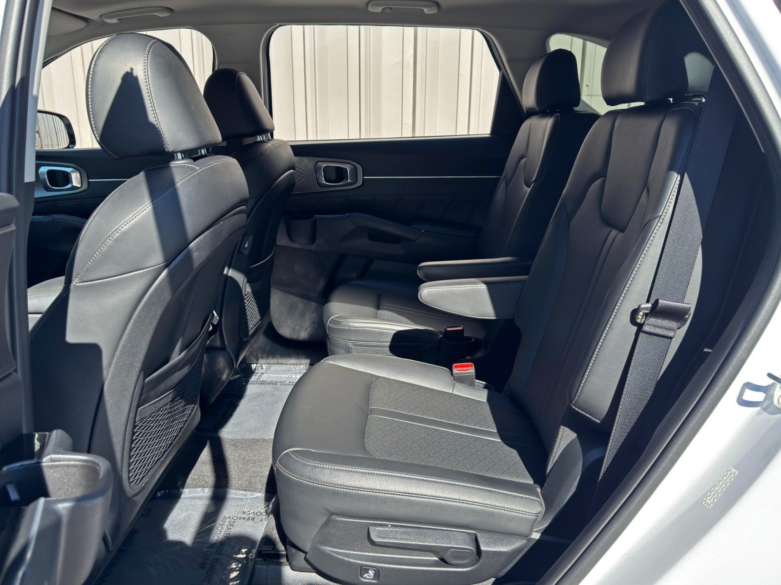 Used 2023 Kia Sorento SX AWD/4WD image 37