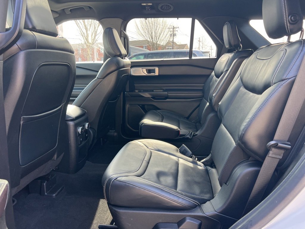 Used 2020 Ford Explorer ST w/ ST Street Pack image 24