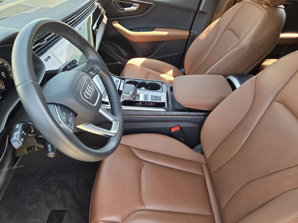 Certified 2023 Audi Q8 Premium Plus w/ Premium Plus Package AWD/4WD image 17