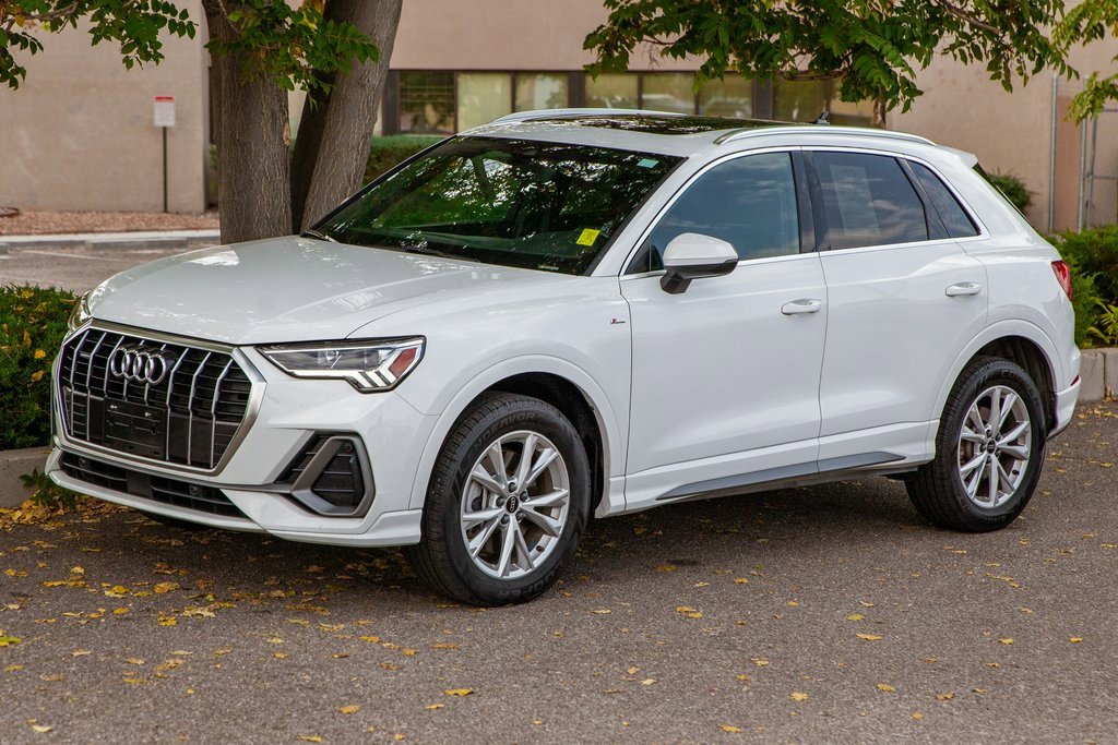 Used 2024 Audi Q3 2.0T Premium image 9