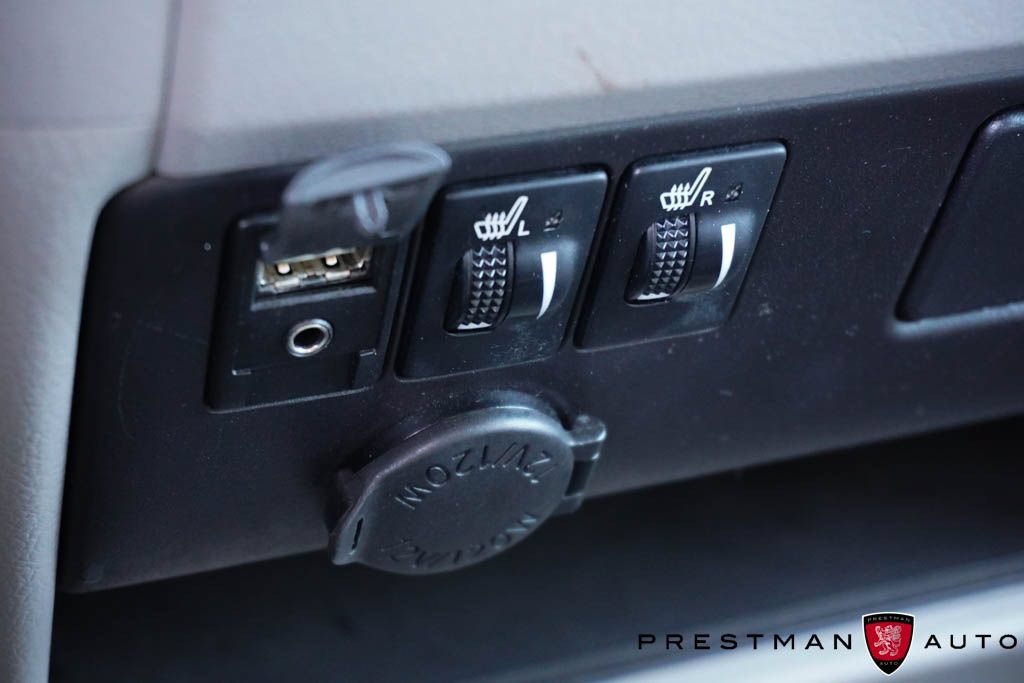 Used 2015 Toyota Sienna XLE w/ XLE Navigation Package AWD/4WD image 19