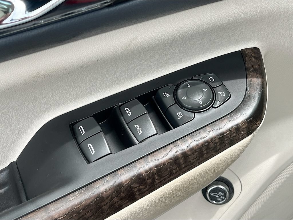 Used 2023 GMC Acadia Denali w/ Denali Ultimate Package AWD/4WD image 18