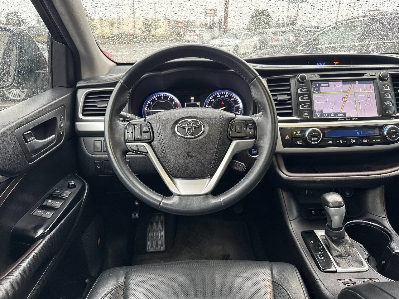 Used 2016 Toyota Highlander Limited w/ Four Season Floor Mat Package AWD/4WD image 30