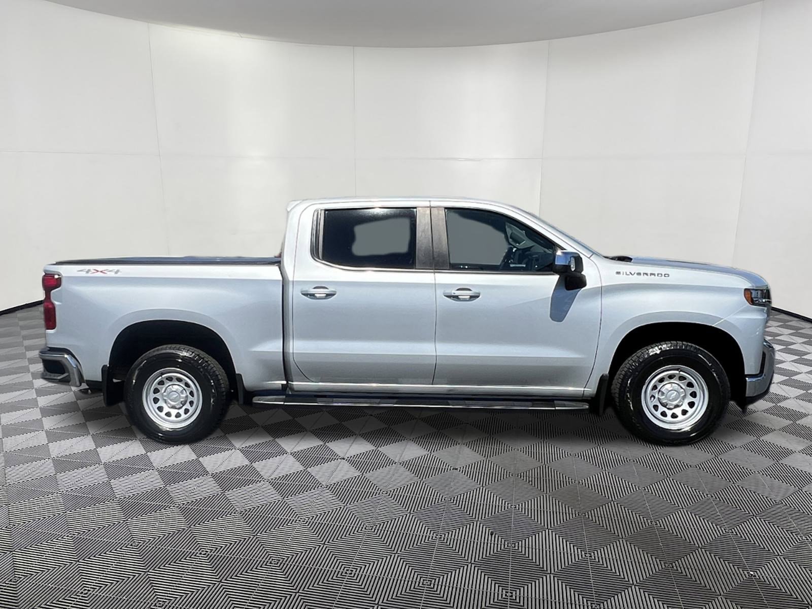 Used 2022 Chevrolet Silverado 1500 LT image 7