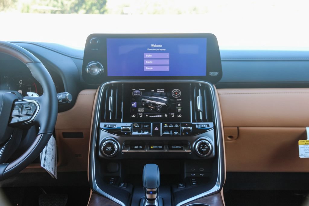 New 2026 Lexus LX 700h Luxury AWD/4WD image 11
