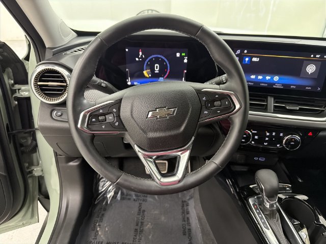 Certified 2024 Chevrolet Trax ACTIV w/ Sunroof Package FWD image 30