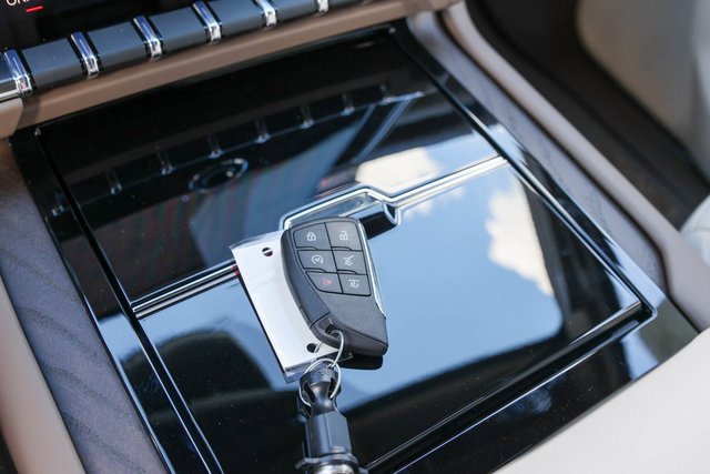 New 2026 GMC Yukon XL Denali image 16
