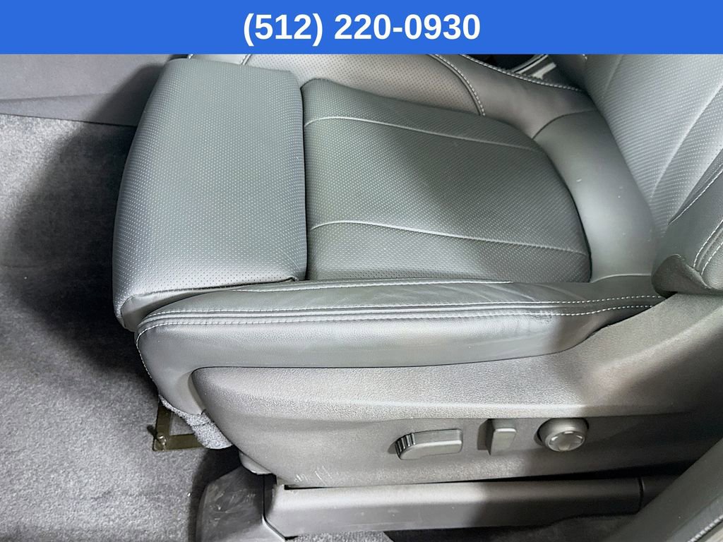 Used 2025 Subaru Ascent Touring AWD/4WD image 24