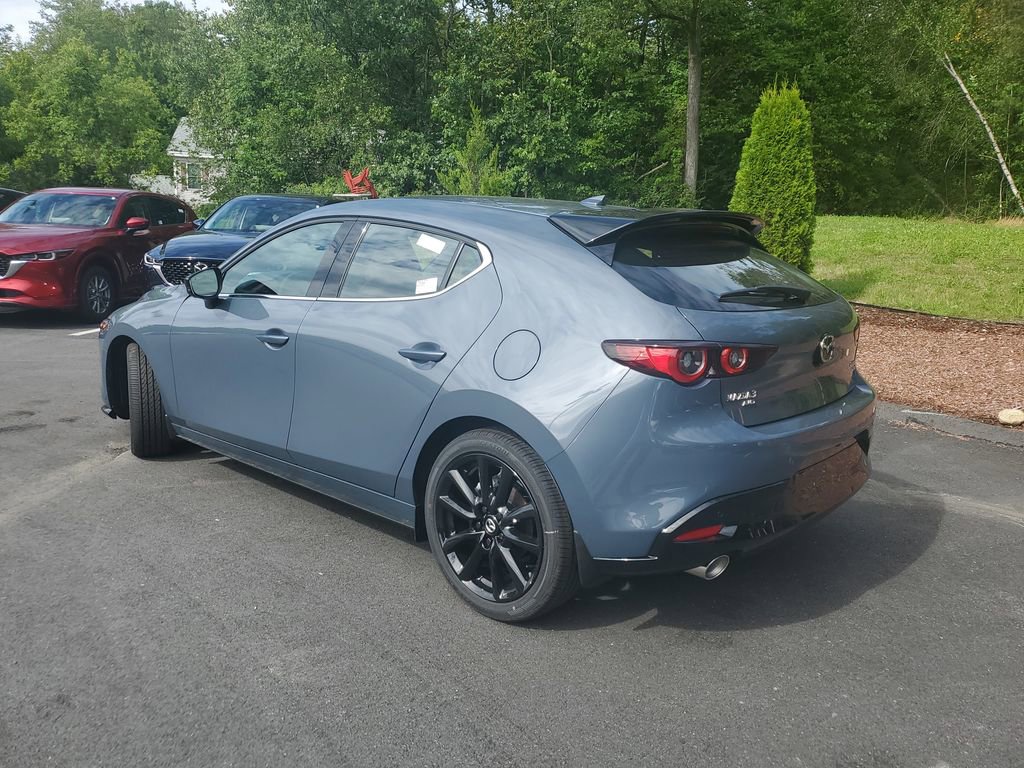 New 2025 MAZDA MAZDA3 Hatchback w/Premium Plus Pkg image 3