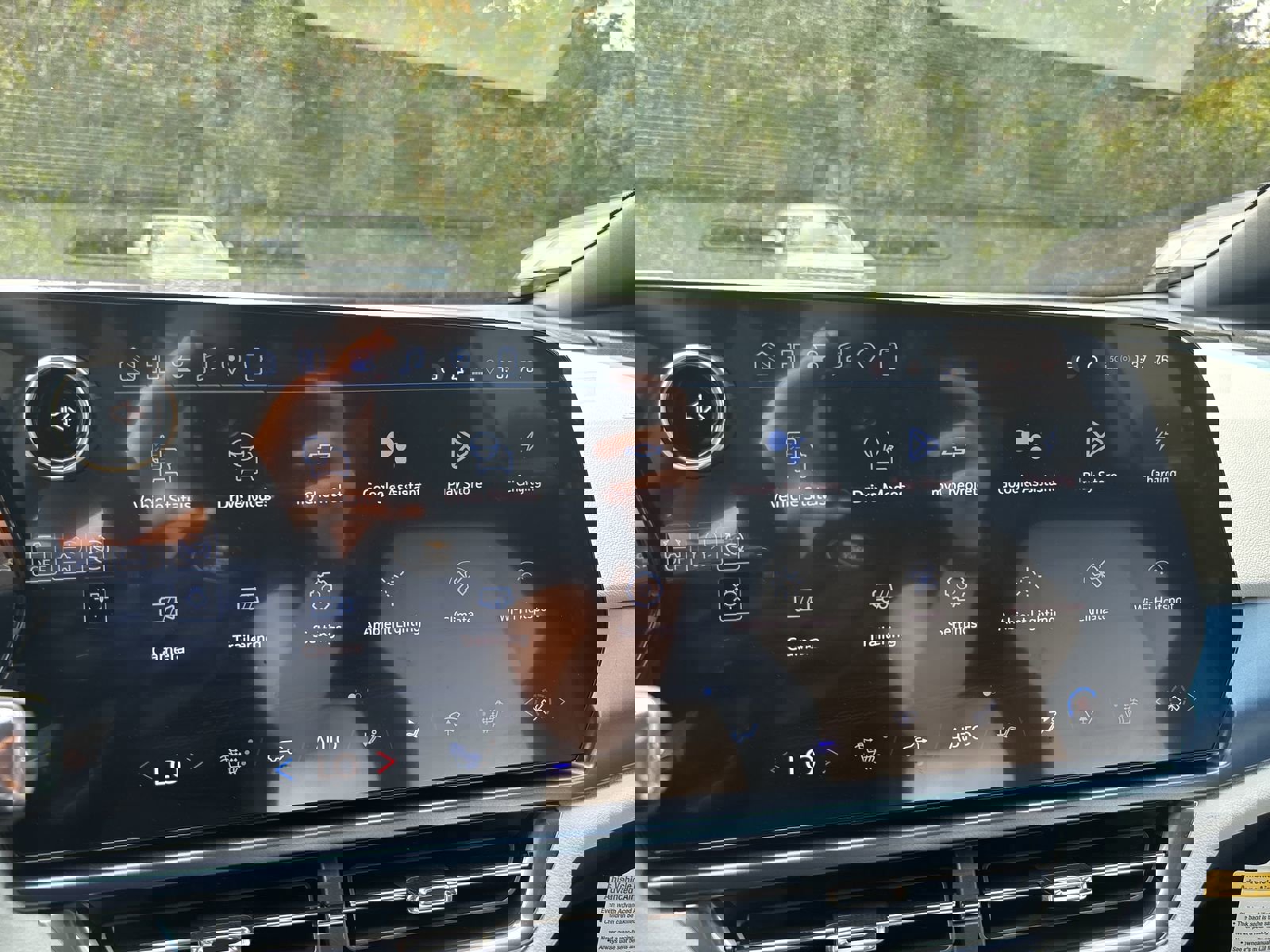 New 2026 Chevrolet Equinox EV LT image 19