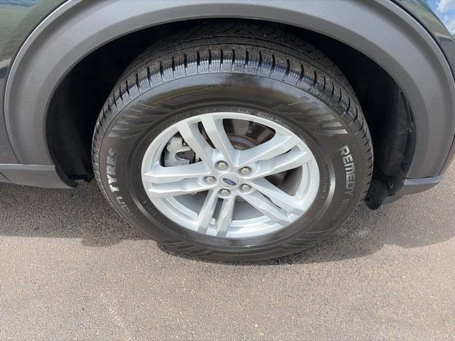 Used 2022 Ford Explorer XLT w/ Equipment Group 202A AWD/4WD image 45