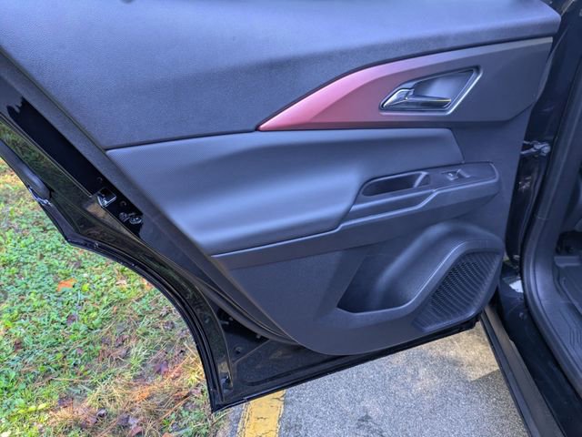 New 2025 Chevrolet Equinox EV RS image 25