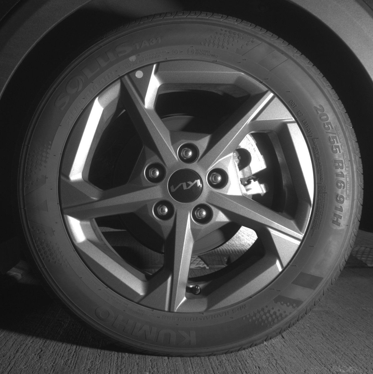 Used 2025 Kia K4 FWD image 14