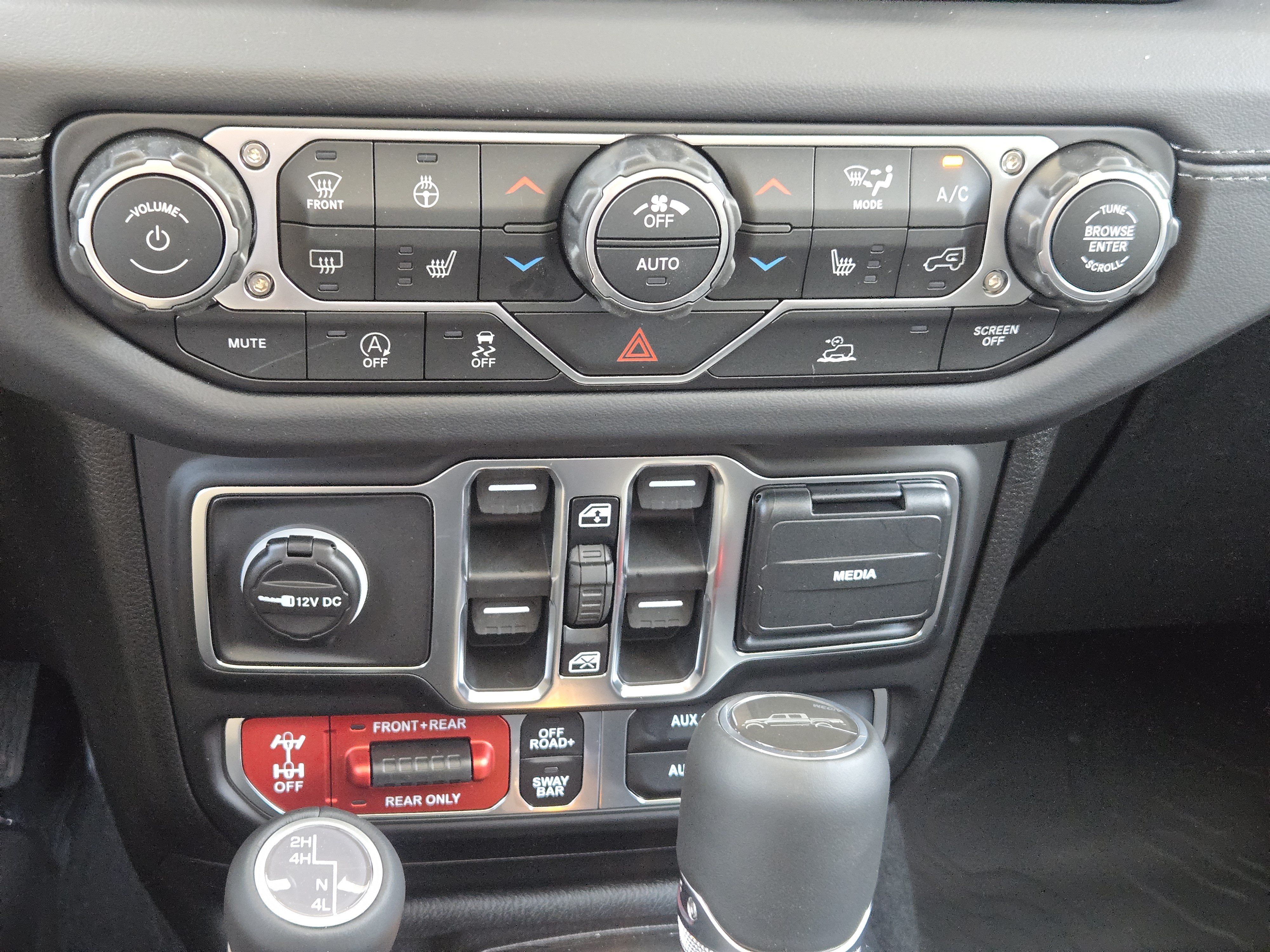 New 2026 Jeep Gladiator Rubicon AWD/4WD image 16