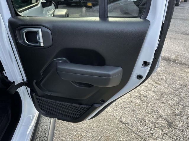 Certified 2025 Jeep Wrangler Sport S image 24