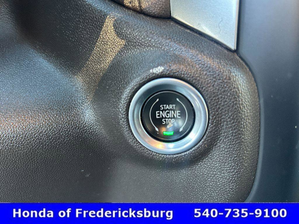 Used 2020 Chevrolet Silverado 1500 LT w/ All-Star Edition image 21