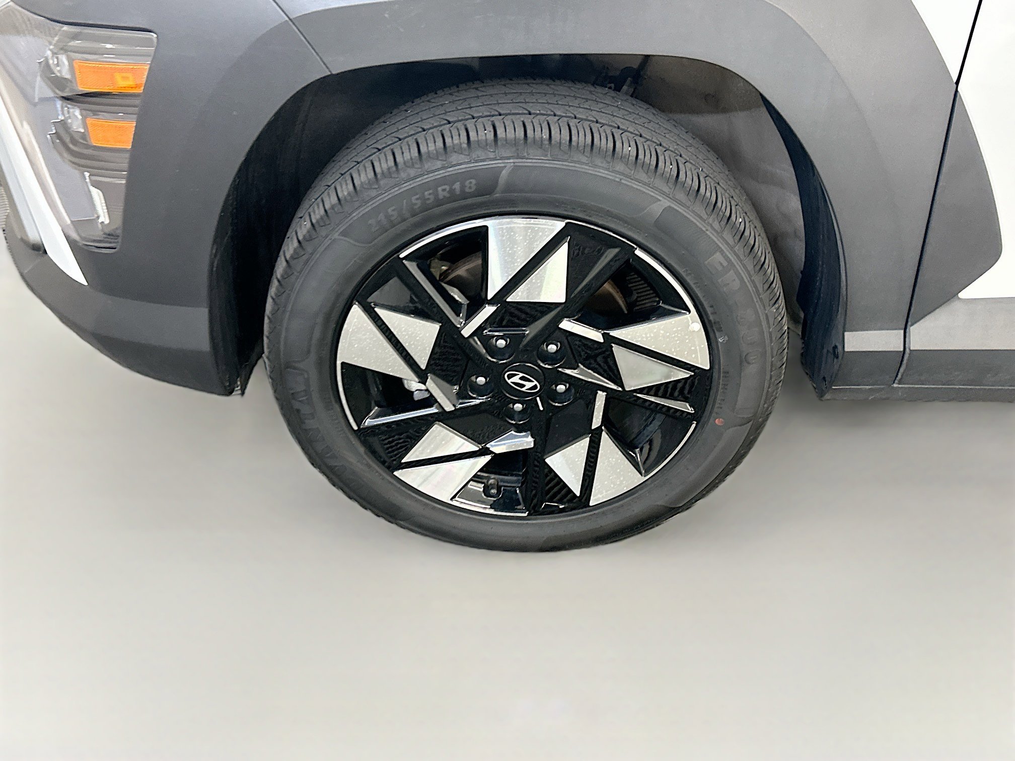 Used 2025 Hyundai Kona SEL image 11