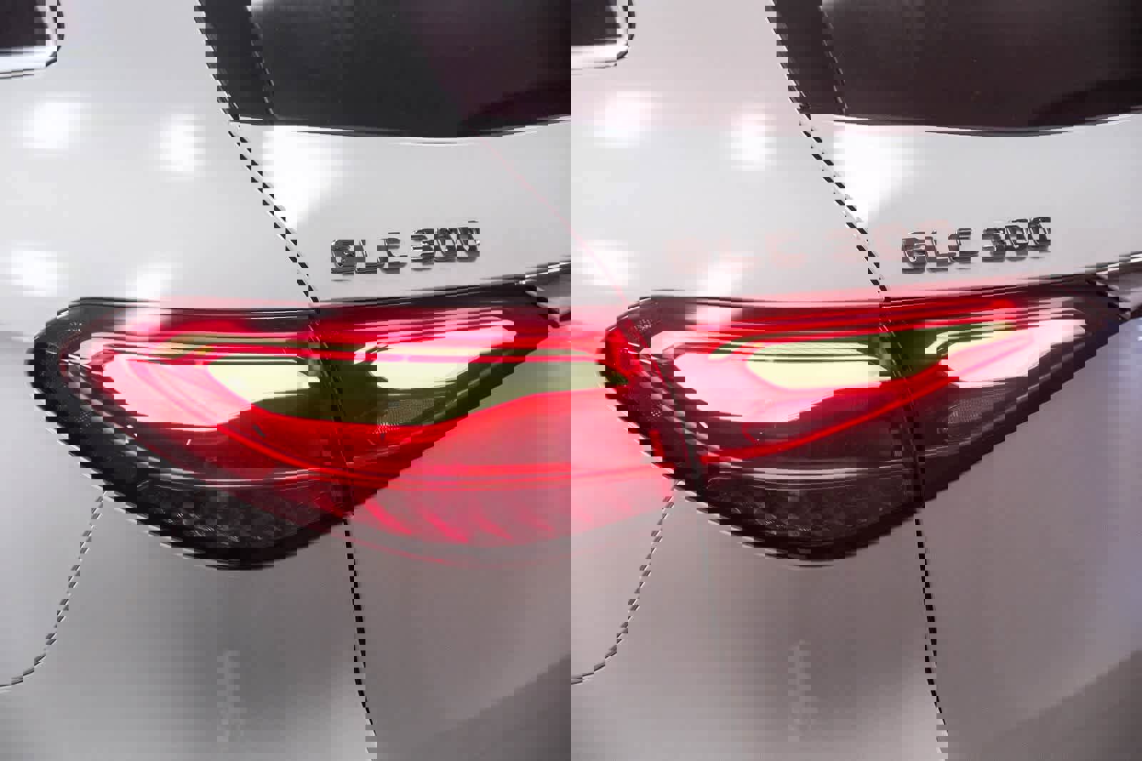 Certified 2025 Mercedes-Benz GLC 300 4MATIC image 7