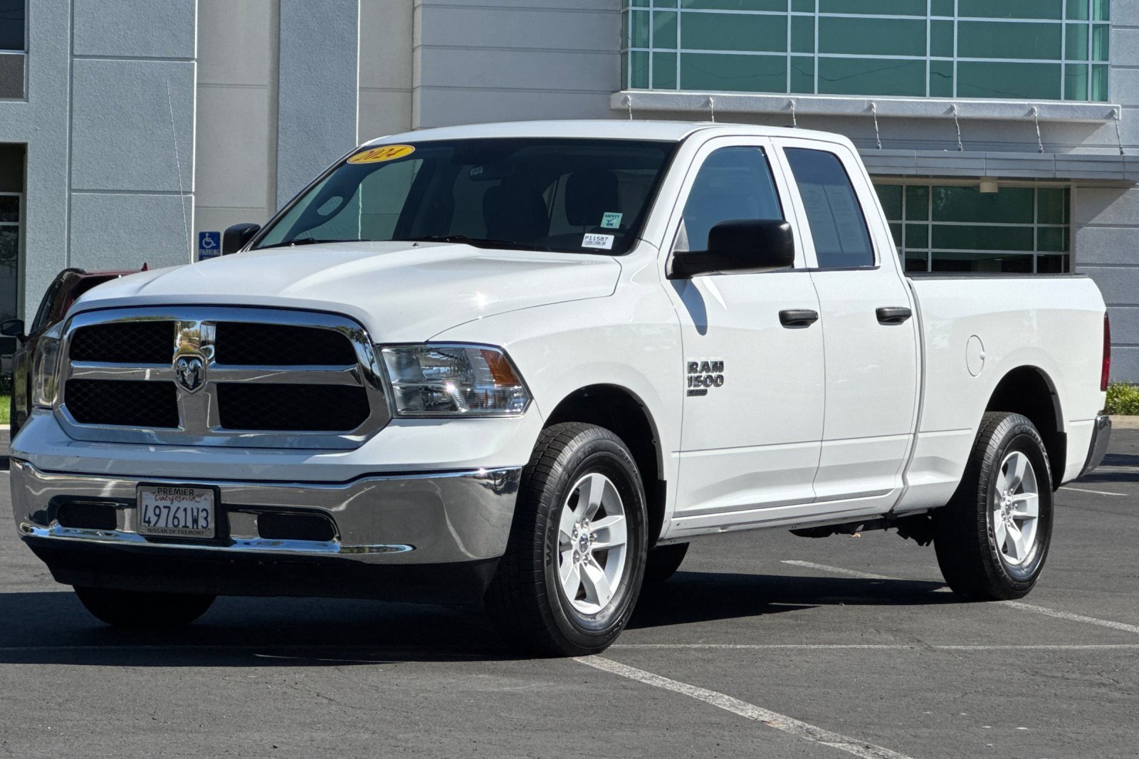 Used 2024 RAM 1500 Classic SLT image 8