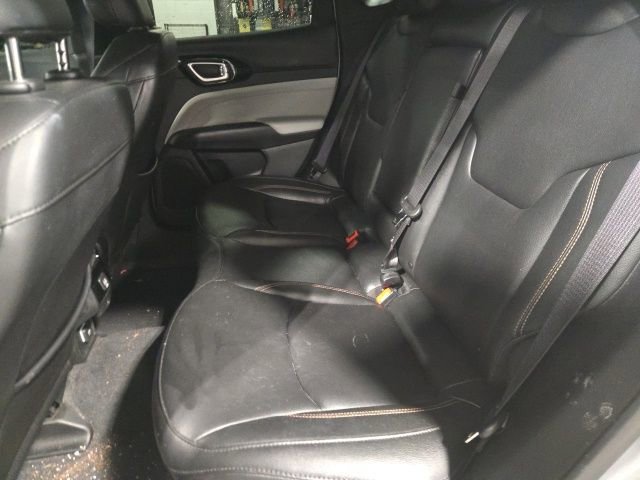 Used 2024 Jeep Compass Limited image 12