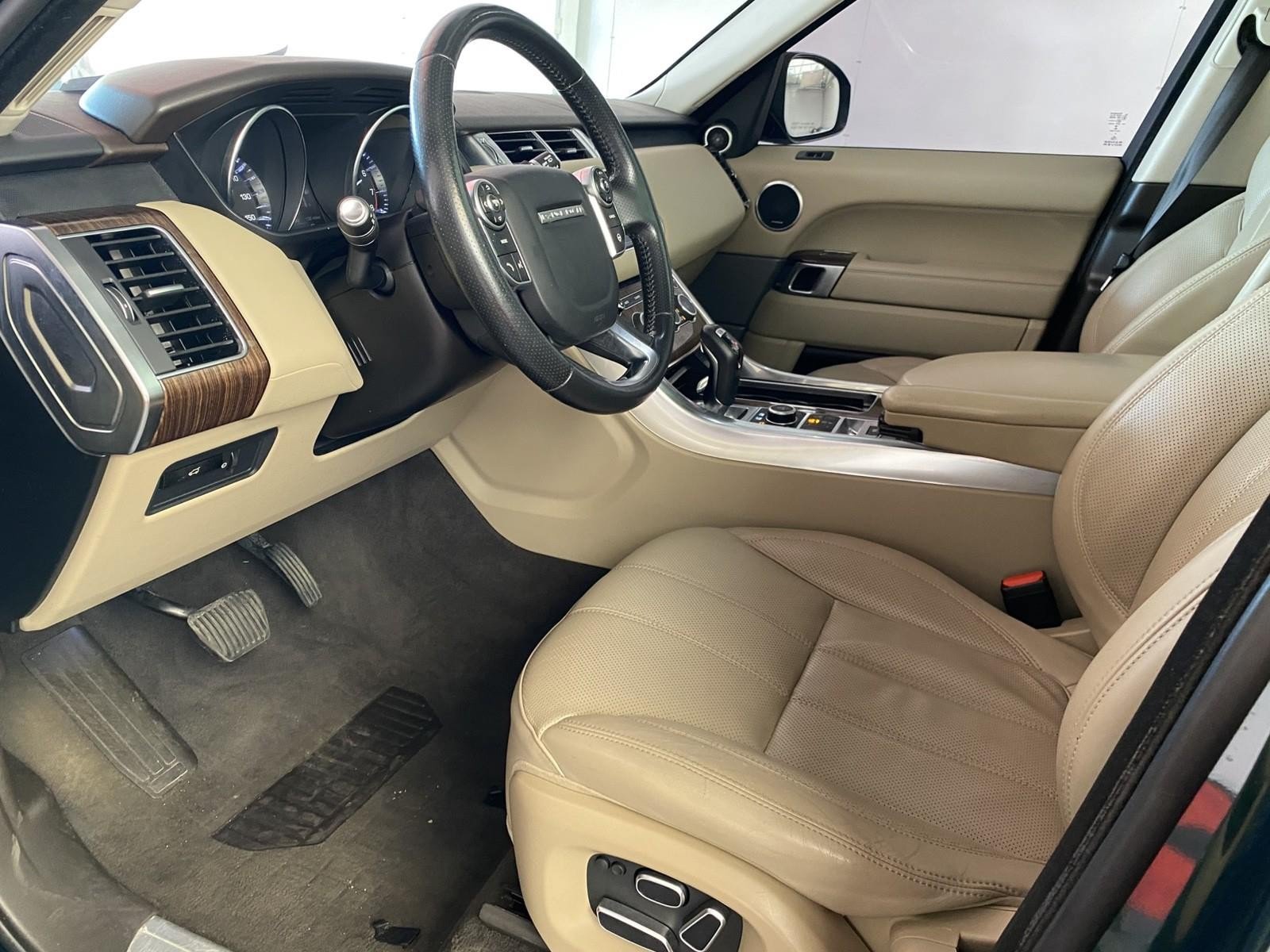Used 2015 Land Rover Range Rover Sport HSE AWD/4WD image 22