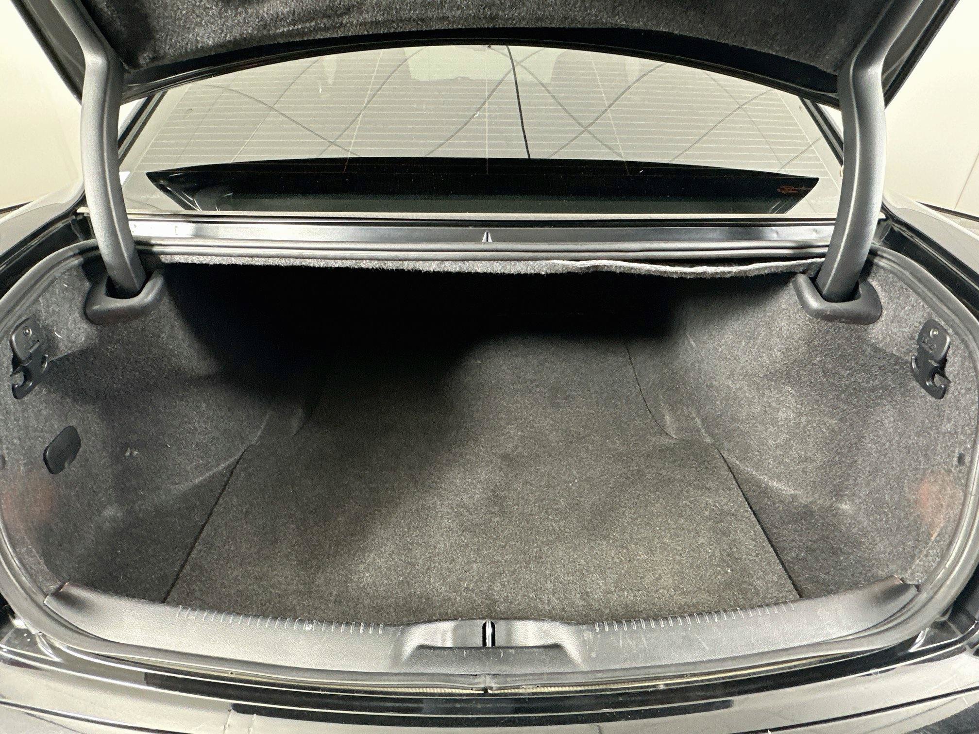 Used 2021 Chrysler 300 S RWD image 27