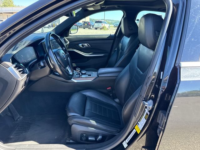 Used 2019 BMW 330i Sedan w/ Premium Package RWD image 17