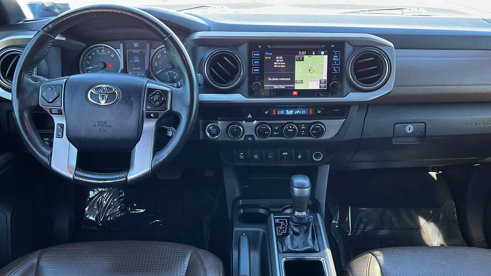 Used 2017 Toyota Tacoma Limited w/ Tow Package AWD/4WD image 26