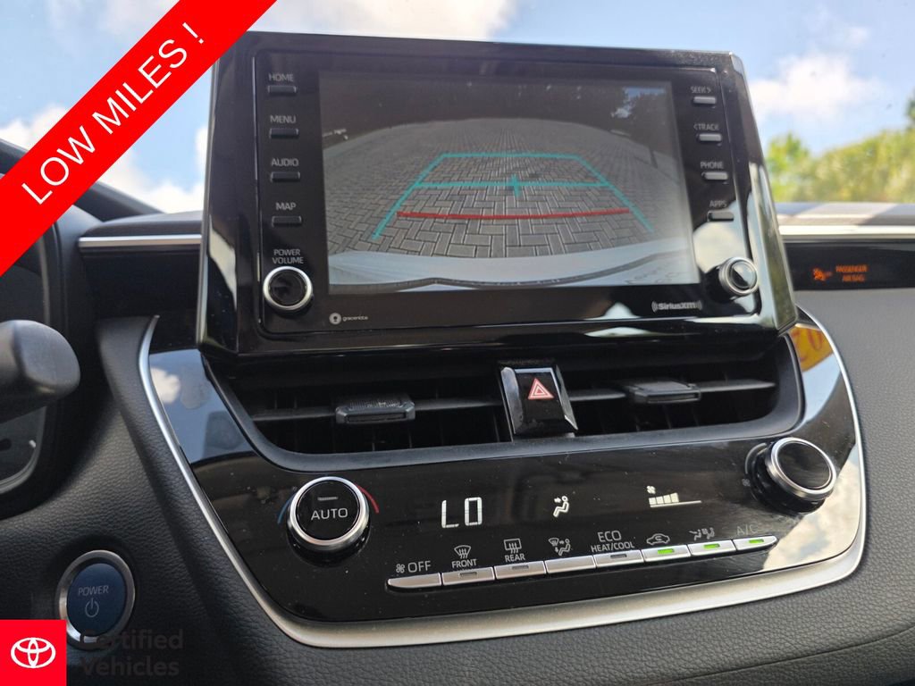 Certified 2022 Toyota Corolla LE FWD image 32